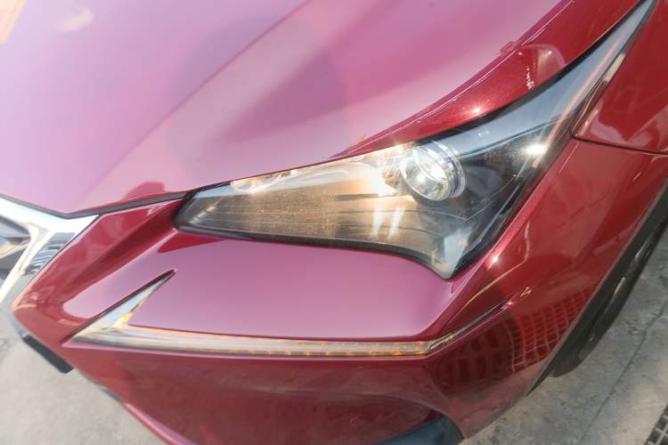 Used Lexus NX 2015 200 Front-Wheel Drive X-Trail SE Edition Left Front Headlight