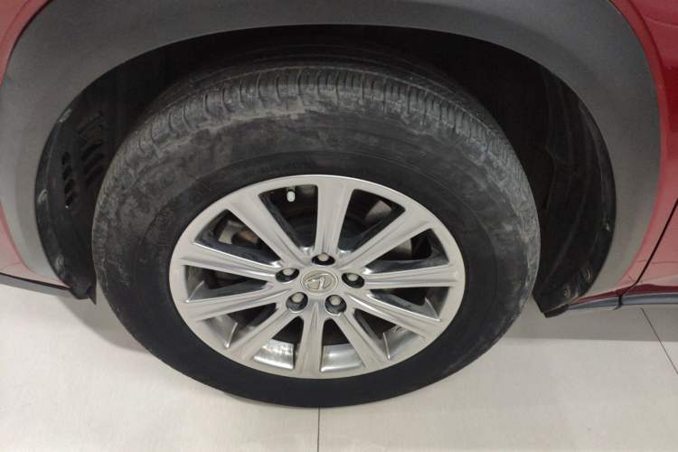 Used Lexus NX 2015 200 Front-Wheel Drive X-Trail SE Edition Left Front Wheel Hub