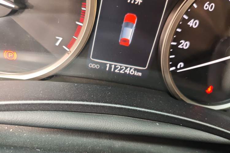 Used Lexus NX 2015 200 All-Wheel Drive Fēngshàng Edition Odometer Close Up