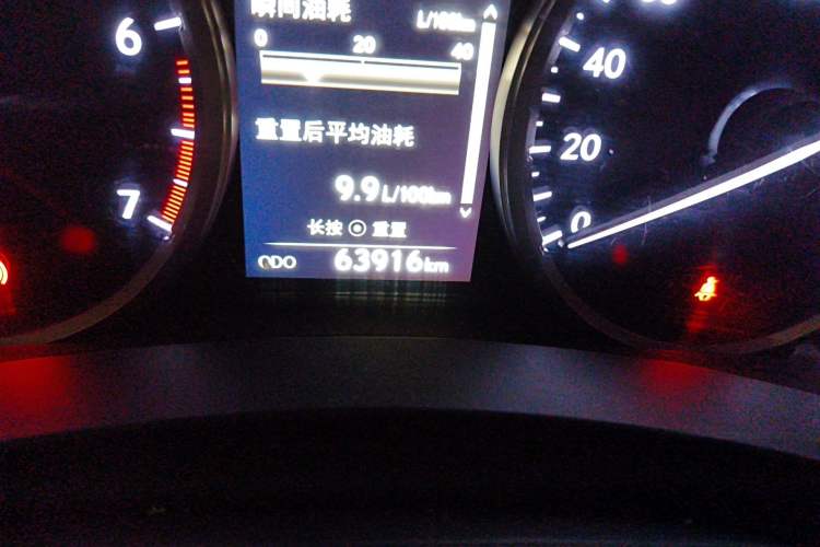 Used Lexus NX 2015 200 All-Wheel Drive Fēngshàng Edition Odometer Close Up