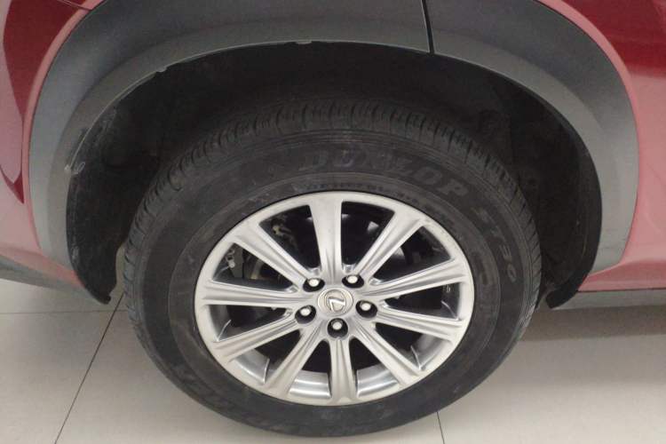 Used Lexus NX 2015 200 Front-Wheel Drive X-Trail SE Edition Right Rear Wheel Hub