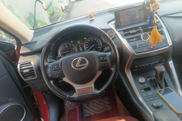 Used Lexus NX 2015 200 Front-Wheel Drive X-Trail SE Edition Steering Wheel