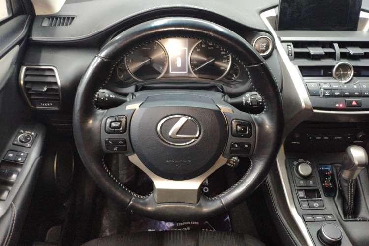 Used Lexus NX 2015 200 Front-Wheel Drive X-Trail SE Edition Steering Wheel
