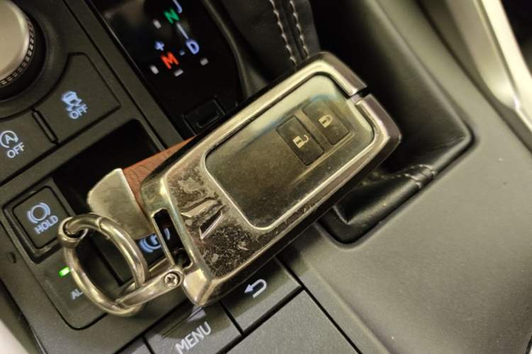 Used Lexus NX 2015 200T All-Wheel-Drive Fēngshàng Edition Vehicle Key
