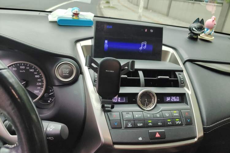 Used Lexus NX 2015 200T All-Wheel-Drive Fēngshàng Edition Audio And AC Panel