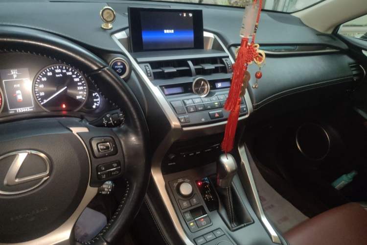 Used Lexus NX 2015 300h All-Wheel-Drive Fēngzhì Edition Audio And AC Panel