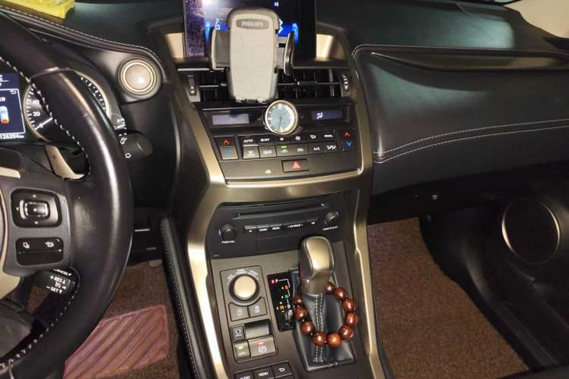 Used Lexus NX 2015 200T All-Wheel-Drive Fēngshàng Edition Audio And AC Panel