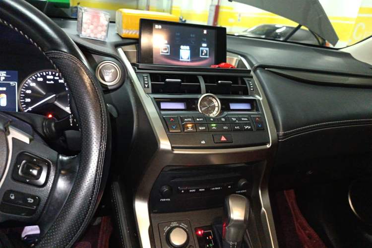 Used Lexus NX 2015 200 Front-Wheel Drive X-Trail SE Edition Audio And AC Panel
