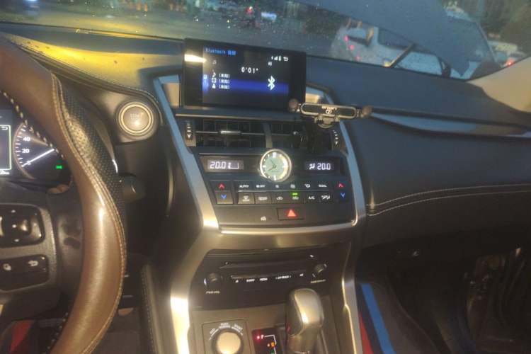 Used Lexus NX 2015 200 Front-Wheel Drive X-Trail SE Edition Audio And AC Panel