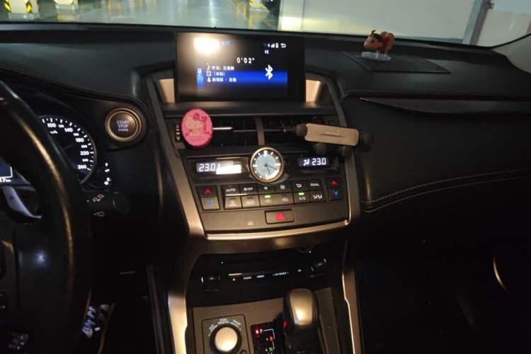 Used Lexus NX 2015 200T All-Wheel-Drive Fēngshàng Edition Audio And AC Panel