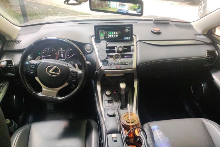 Used Lexus NX 2015 200T All-Wheel-Drive Fēngshàng Edition Center Console