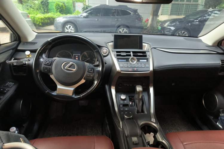 Used Lexus NX 2015 200 Front-Wheel Drive X-Trail SE Edition Center Console