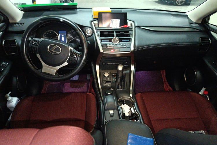 Used Lexus NX 2015 200 Front-Wheel Drive X-Trail SE Edition Center Console