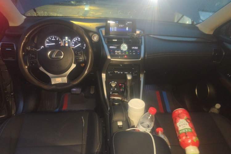 Used Lexus NX 2015 200 Front-Wheel Drive X-Trail SE Edition Center Console