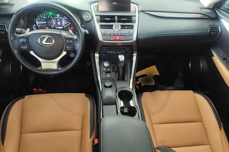 Used Lexus NX 2015 200T All-Wheel-Drive Fēngshàng Edition Center Console
