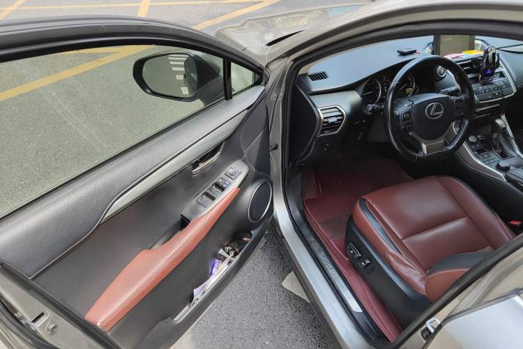 Used Lexus NX 2015 200T All-Wheel-Drive Fēngshàng Edition Driver Seat