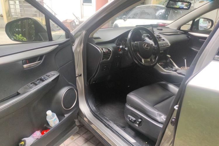 Used Lexus NX 2015 200T All-Wheel-Drive Fēngshàng Edition Driver Seat