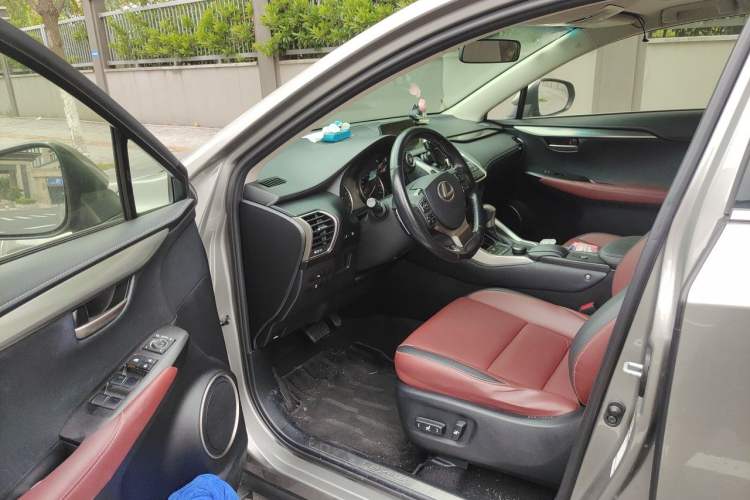 Used Lexus NX 2015 200T All-Wheel-Drive Fēngshàng Edition Driver Seat