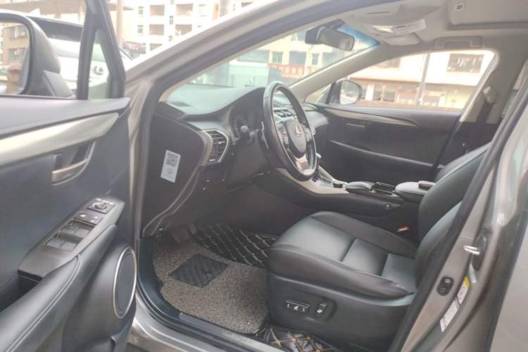 Used Lexus NX 2015 200T All-Wheel-Drive Fēngshàng Edition Driver Seat