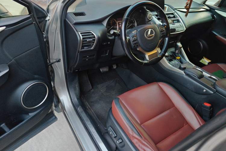Used Lexus NX 2015 200T All-Wheel-Drive Fēngshàng Edition Driver Seat