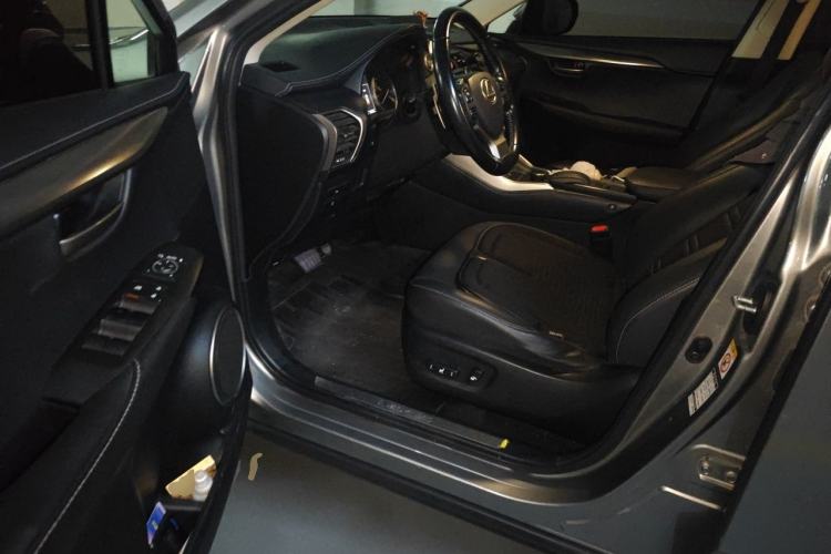 Used Lexus NX 2015 200T All-Wheel-Drive Fēngshàng Edition Driver Seat
