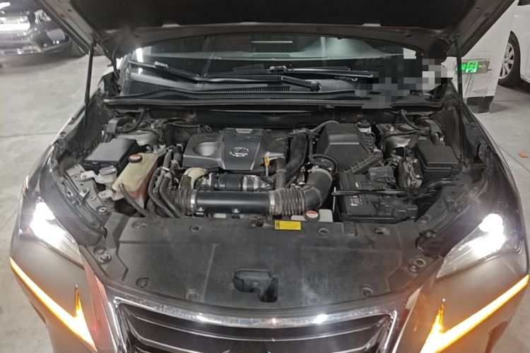 Used Lexus NX 2015 200T All-Wheel-Drive Fēngshàng Edition Engine Bay