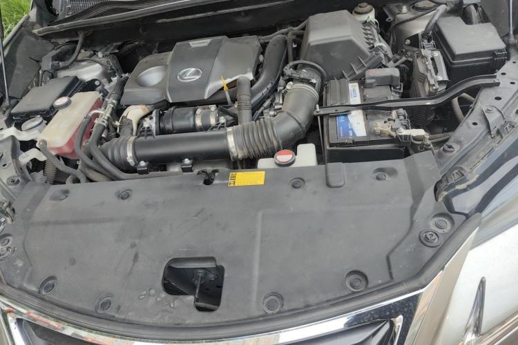 Used Lexus NX 2015 200T All-Wheel-Drive Fēngshàng Edition Engine Bay
