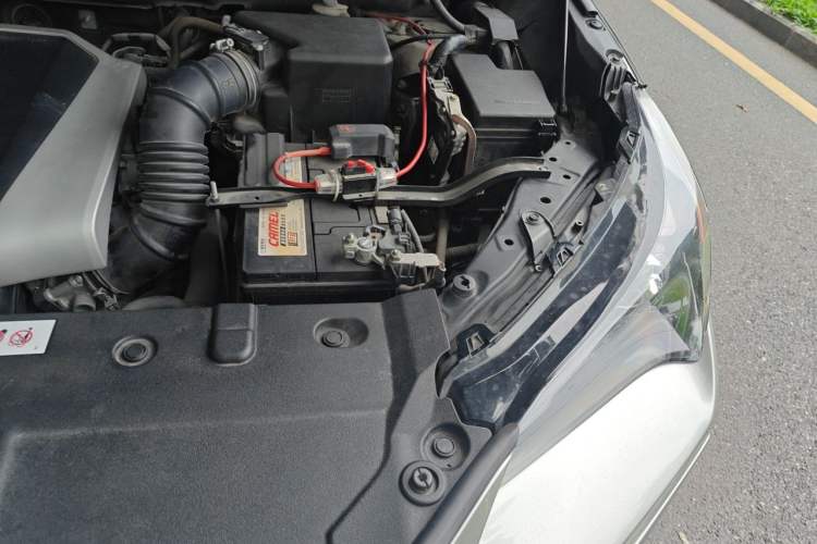 Used Lexus NX 2015 200 Front-Wheel Drive X-Trail SE Edition Engine Bay Left