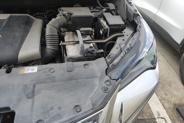 Used Lexus NX 2015 200 Front-Wheel Drive X-Trail SE Edition Engine Bay Left