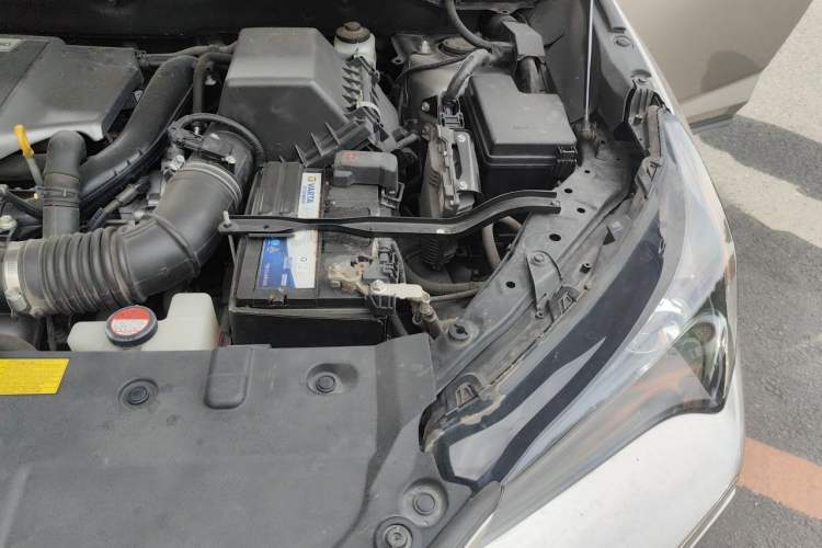 Used Lexus NX 2015 200T All-Wheel-Drive Fēngshàng Edition Engine Bay Left