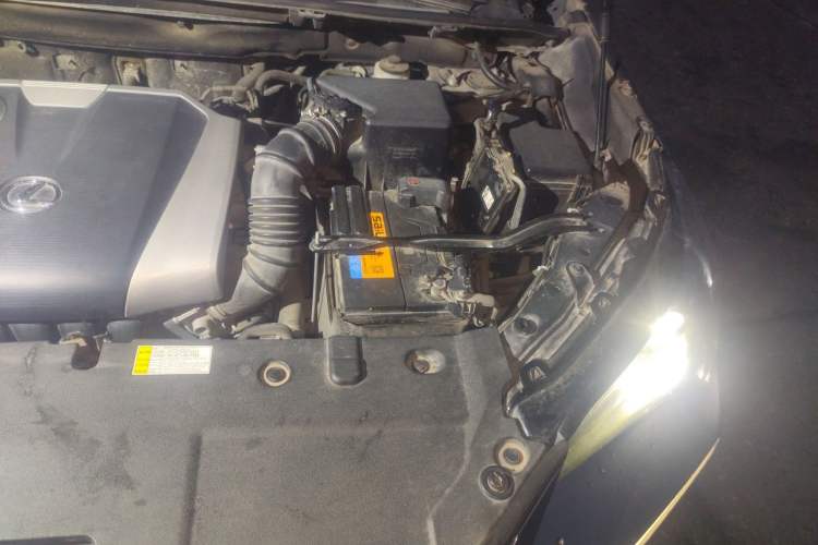 Used Lexus NX 2015 200 Front-Wheel Drive X-Trail SE Edition Engine Bay Left