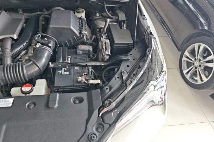 Used Lexus NX 2015 200T All-Wheel-Drive Fēngshàng Edition Engine Bay Left