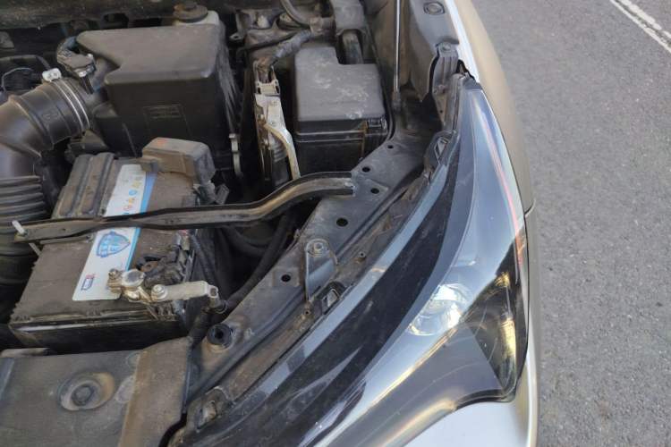 Used Lexus NX 2015 200 Front-Wheel Drive X-Trail SE Edition Engine Bay Left