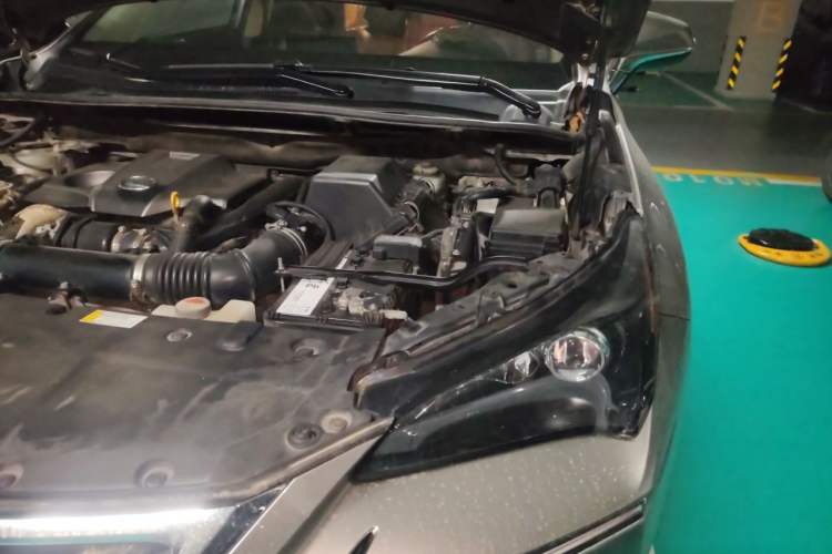Used Lexus NX 2015 200T All-Wheel-Drive Fēngshàng Edition Engine Bay Left