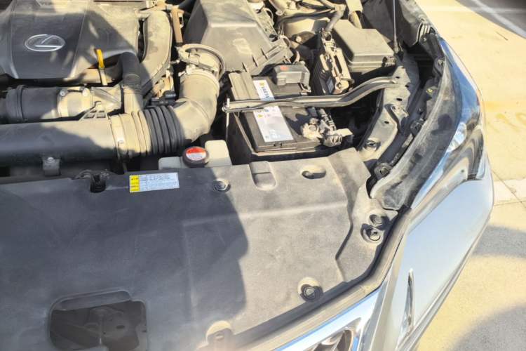 Used Lexus NX 2015 200T All-Wheel-Drive Fēngshàng Edition Engine Bay Left