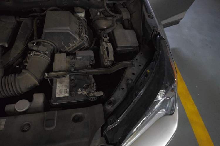 Used Lexus NX 2015 200T All-Wheel-Drive Fēngshàng Edition Engine Bay Left