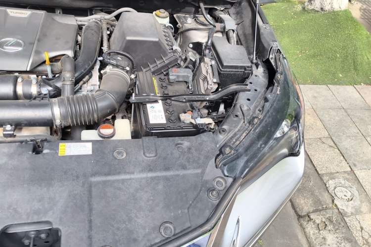 Used Lexus NX 2015 200T All-Wheel-Drive Fēngshàng Edition Engine Bay Left