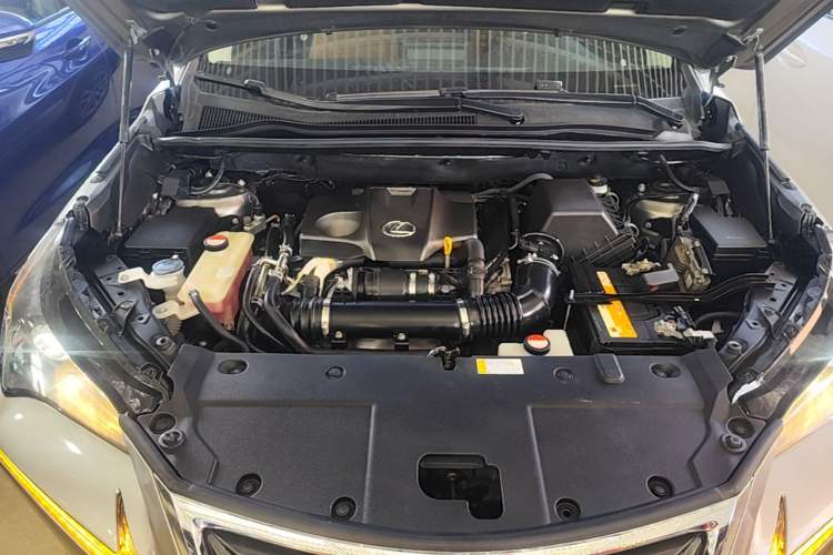 Used Lexus NX 2015 200T All-Wheel-Drive Fēngshàng Edition Engine Bay