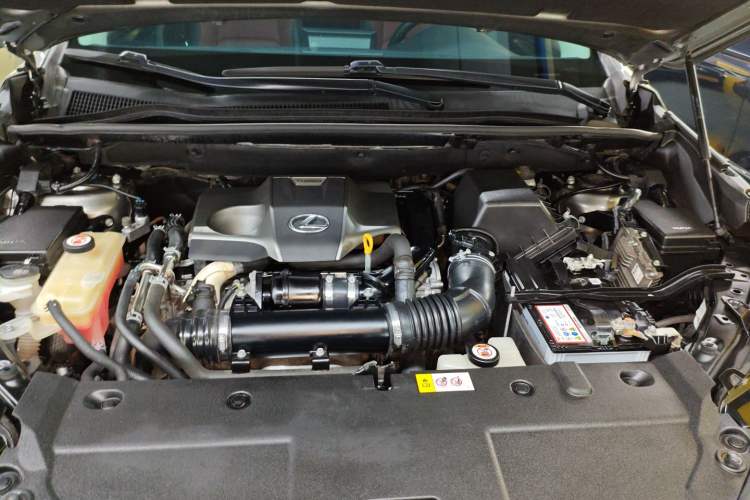 Used Lexus NX 2015 200T All-Wheel-Drive Fēngshàng Edition Engine Bay