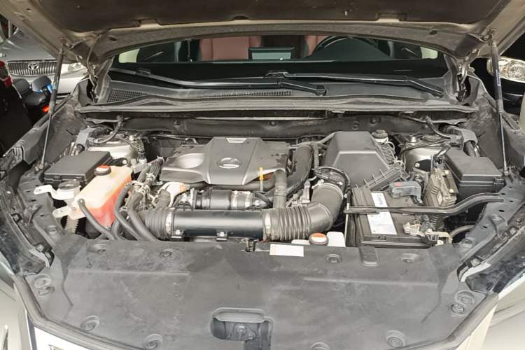 Used Lexus NX 2015 200T All-Wheel-Drive Fēngshàng Edition Engine Bay