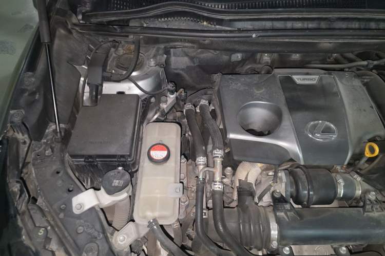 Used Lexus NX 2015 200T All-Wheel-Drive Fēngshàng Edition Engine Bay Right