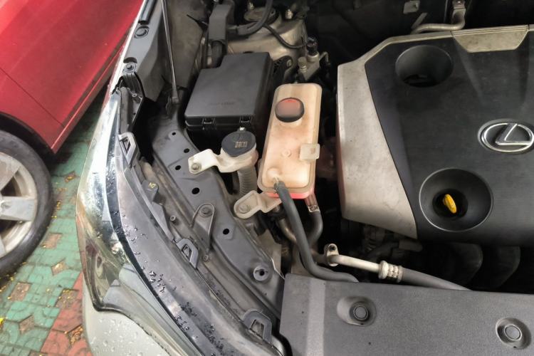 Used Lexus NX 2015 200 Front-Wheel Drive X-Trail SE Edition Engine Bay Right