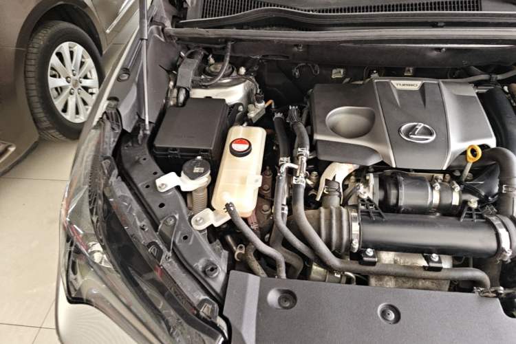 Used Lexus NX 2015 200T All-Wheel-Drive Fēngshàng Edition Engine Bay Right