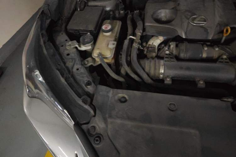 Used Lexus NX 2015 200T All-Wheel-Drive Fēngshàng Edition Engine Bay Right