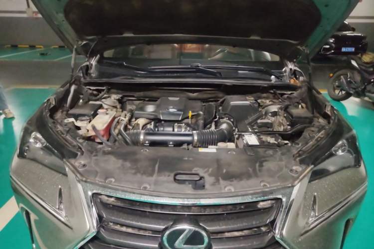 Used Lexus NX 2015 200T All-Wheel-Drive Fēngshàng Edition Engine Bay