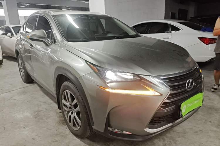 Used Lexus NX 2015 200T All-Wheel-Drive Fēngshàng Edition Front Right 45 Deg