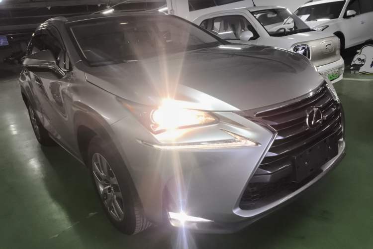 Used Lexus NX 2015 200T All-Wheel-Drive Fēngshàng Edition Front Right 45 Deg