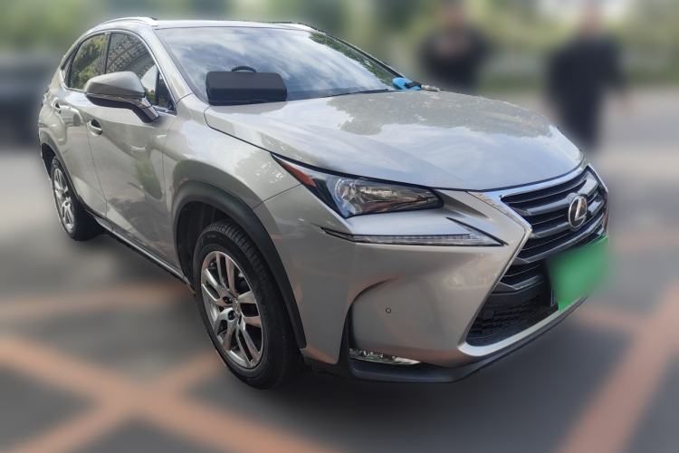 Used Lexus NX 2015 200T All-Wheel-Drive Fēngshàng Edition Front Right 45 Deg