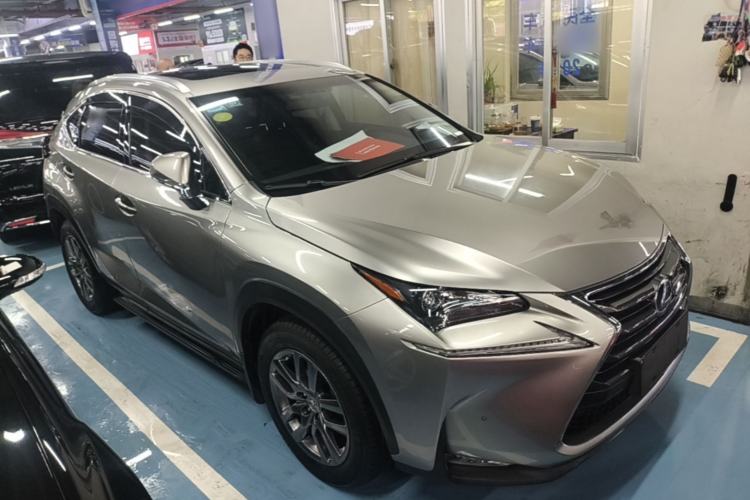 Used Lexus NX 2015 200T All-Wheel-Drive Fēngshàng Edition Front Right 45 Deg