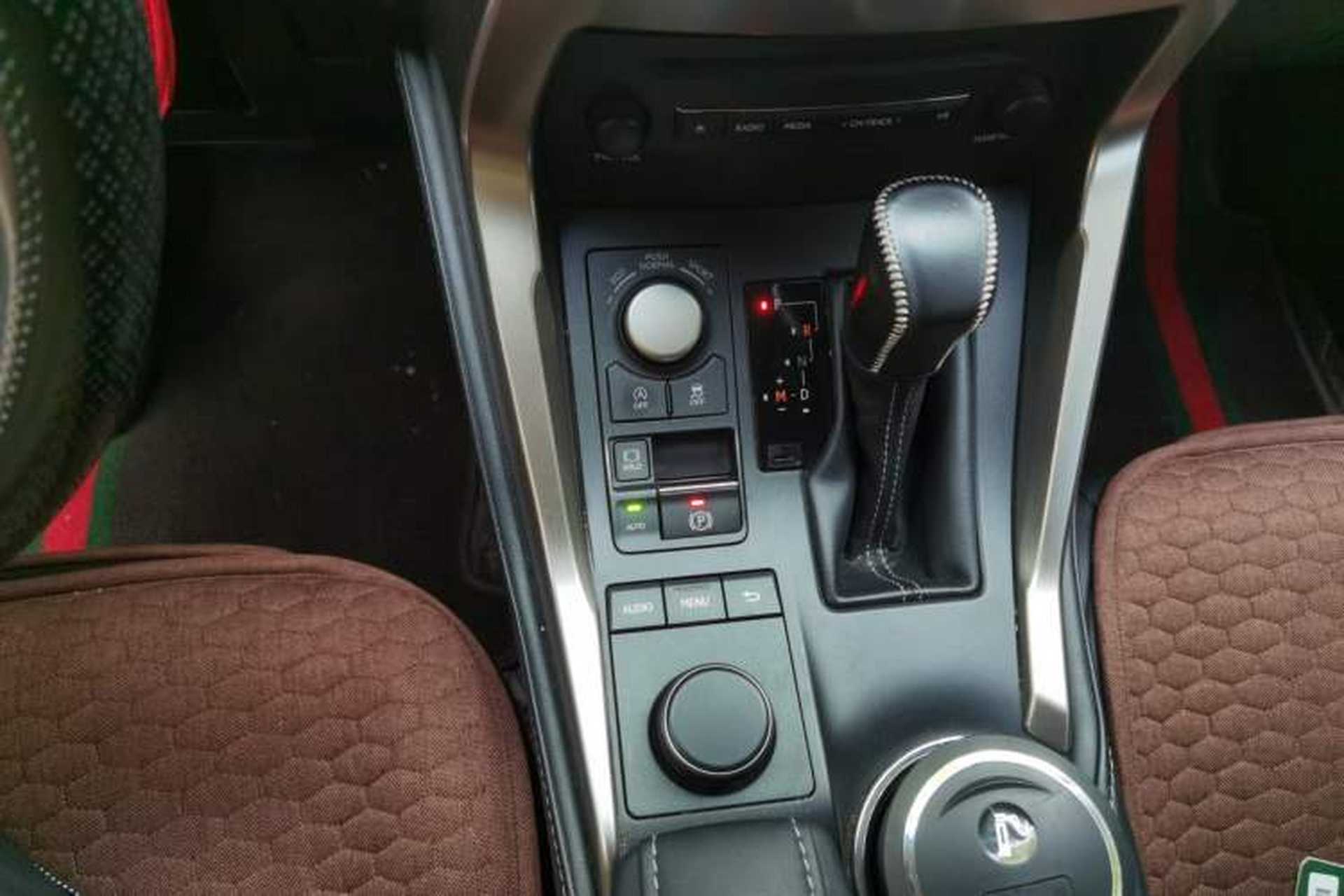 Used Lexus NX 2015 200 Front-Wheel Drive X-Trail SE Edition Gear Lever